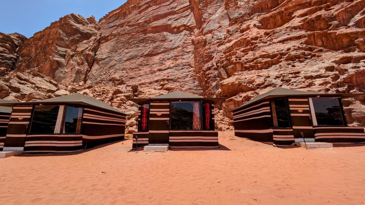 Whydesert Camp & Tours 와디럼 외부 사진