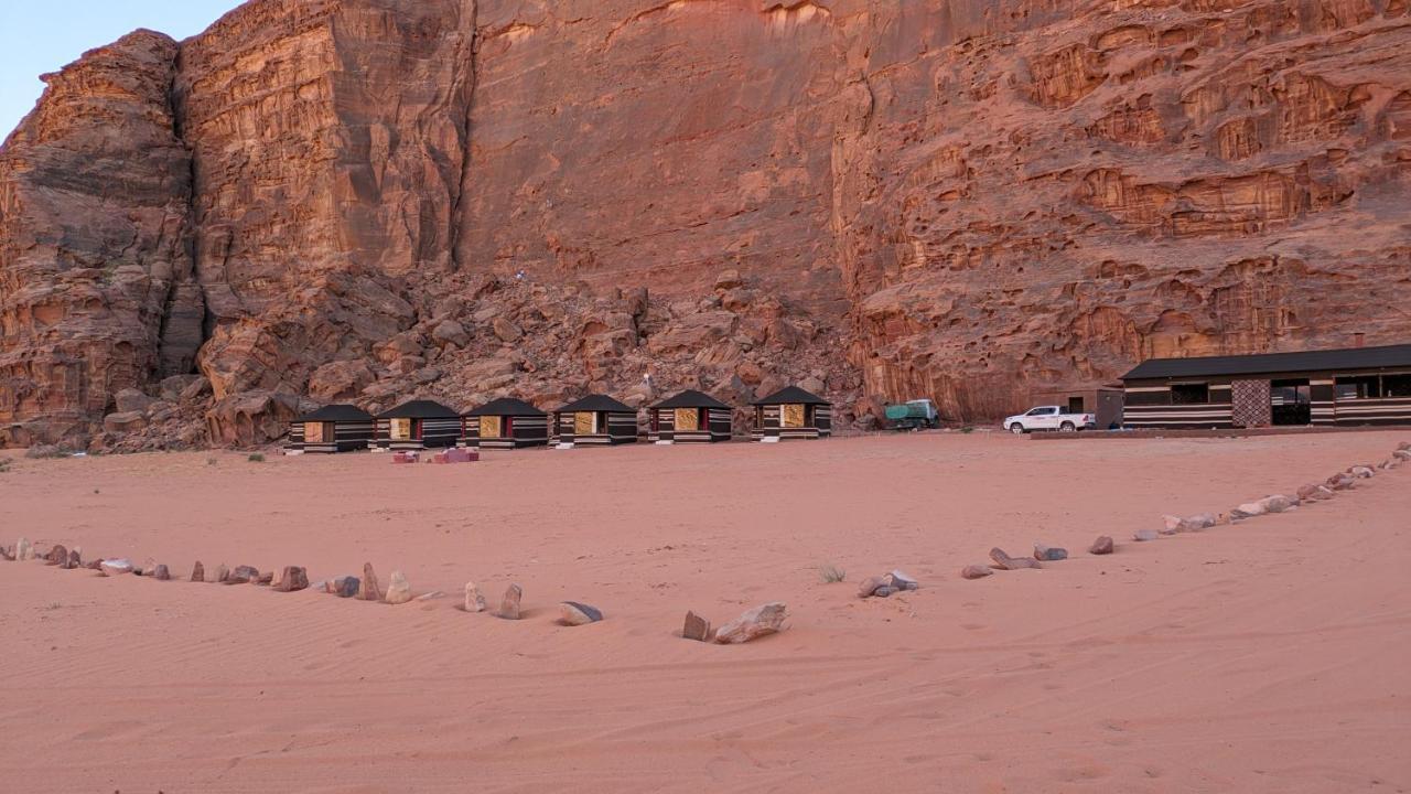 Whydesert Camp & Tours 와디럼 외부 사진