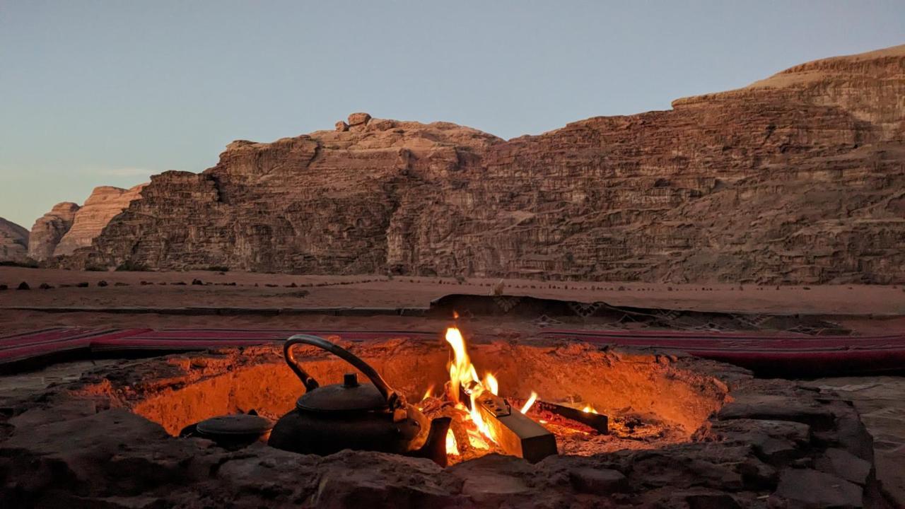 Whydesert Camp & Tours 와디럼 외부 사진